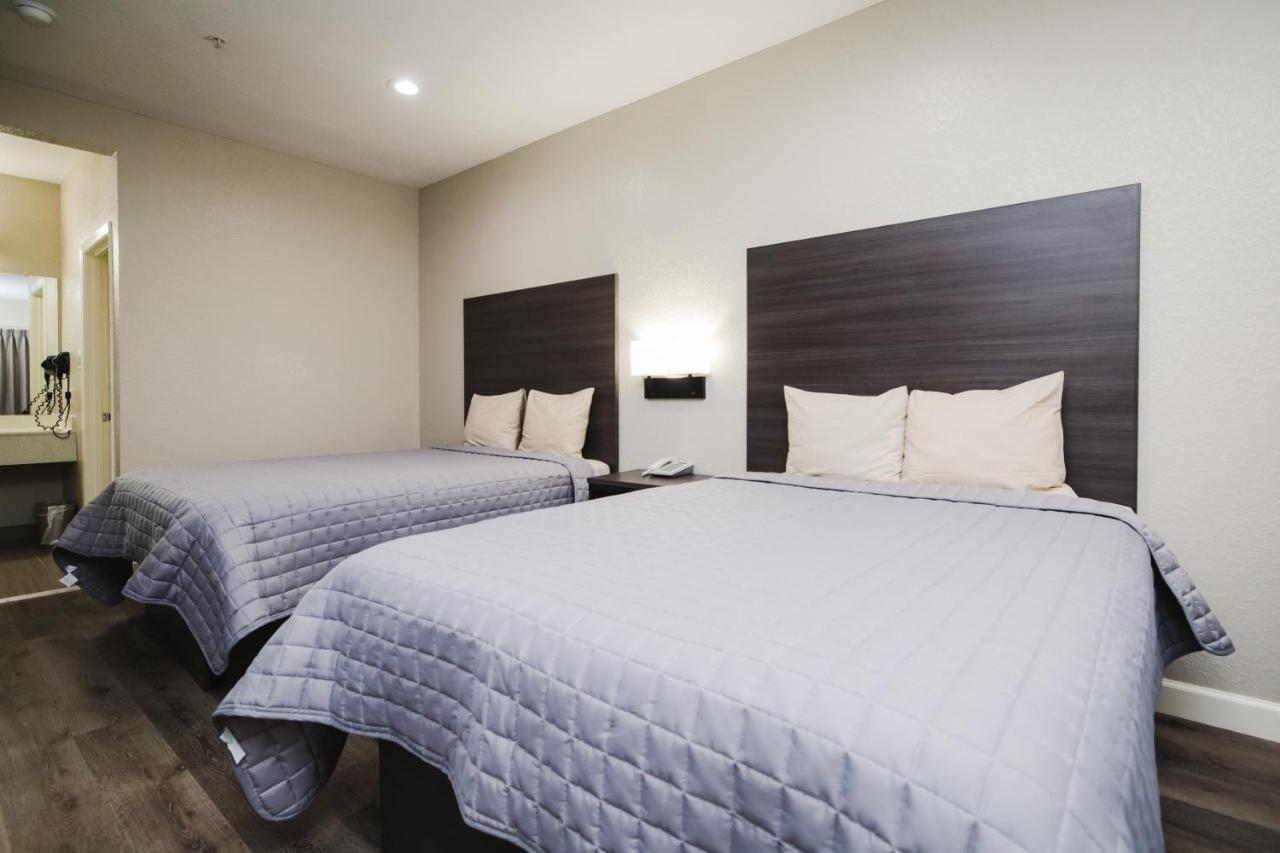 Winchester Inn And Suites Humble/Iah/North Houston Екстер'єр фото
