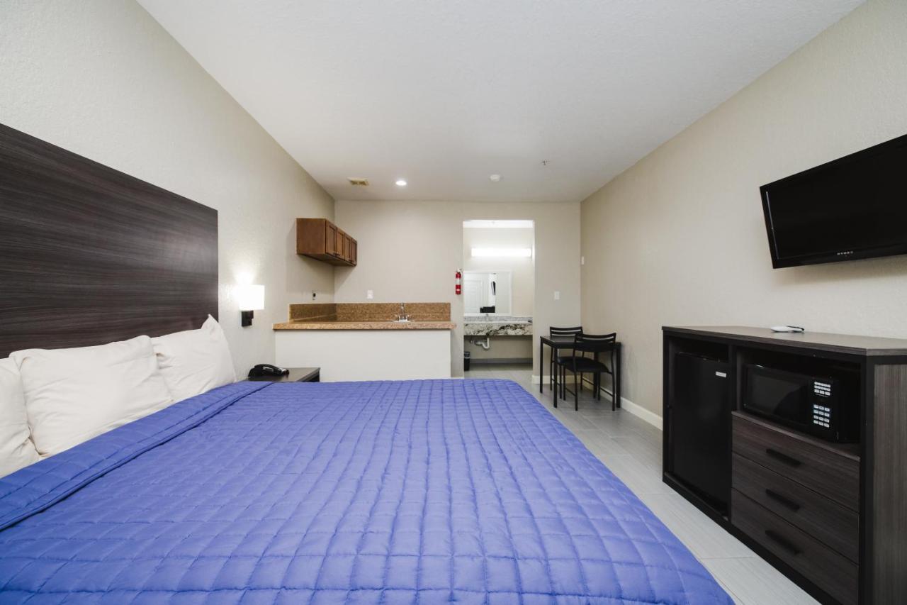 Winchester Inn And Suites Humble/Iah/North Houston Екстер'єр фото