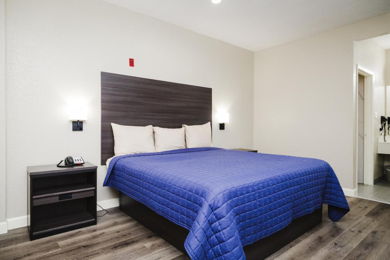 Winchester Inn And Suites Humble/Iah/North Houston Екстер'єр фото