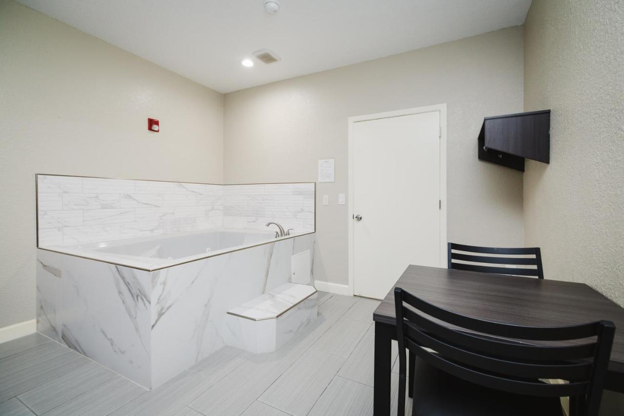 Winchester Inn And Suites Humble/Iah/North Houston Екстер'єр фото